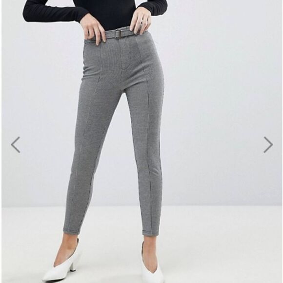 Stradivarius Checkered Print Trousers - Picture 4 of 8